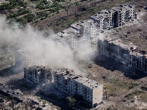 Ukraine: Russia captures part of Chasiv Yar, opening .